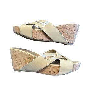 Delman Womens tan patent leather sandals cork wedge platform Size 10M